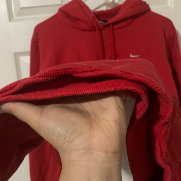 Red Vintage Nike hoodie - Picture 3 of 4